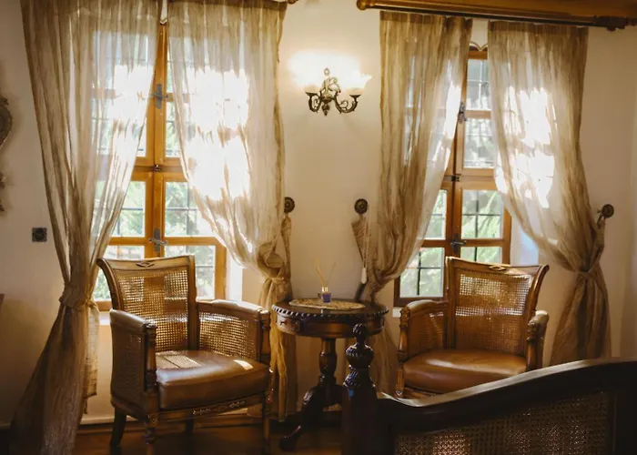 فندق Macha Boutique & Lounge ادرميت